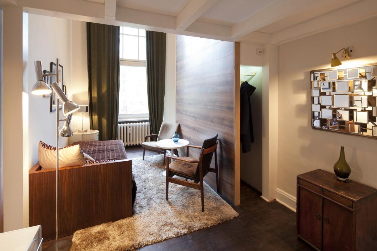 Driepersoonskamer (2 Volwassenen + 1 Kind) met Gedeelde Badkamer
